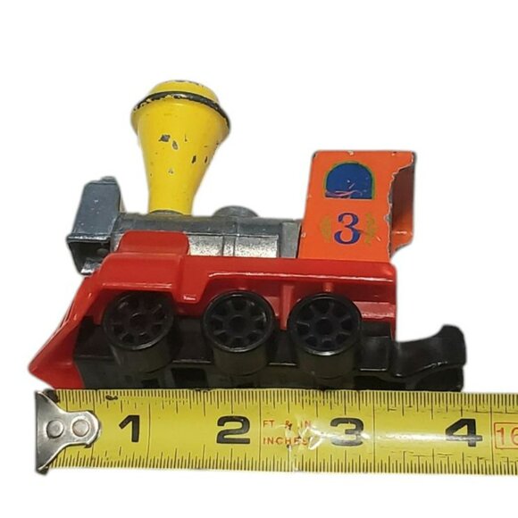 1980 My First Wheels Train Set Diecast 3 Rail Cars Engine Caboose Flat Bed VTG - Picture 14 of 16